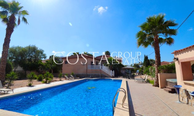 Resale - Villa -
Catral - Catral Centro