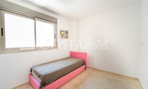 Odsprzedaż - Dom -
Orihuela Costa - Punta Prima