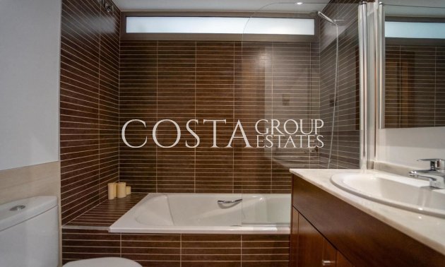 Odsprzedaż - Dom -
Orihuela Costa - Punta Prima