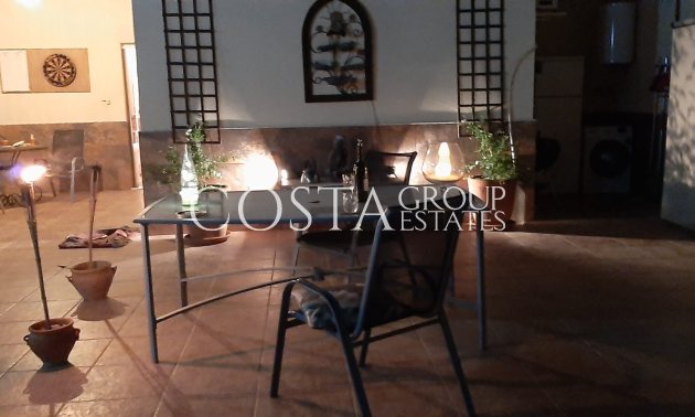 Revente - Villa -
Catral