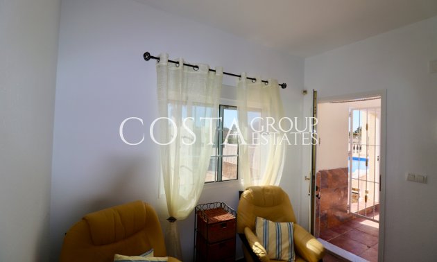 Revente - Villa -
Catral