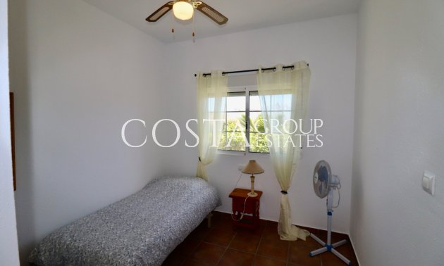 Revente - Villa -
Catral