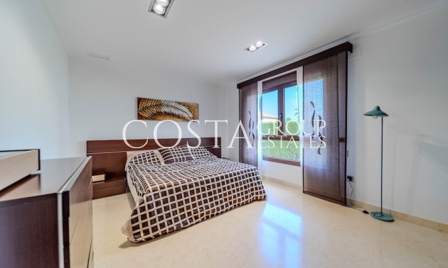 Herverkoop - Villa -
Orihuela Costa - Cabo Roig