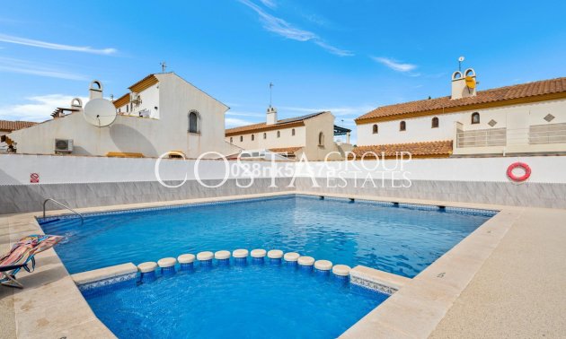 Herverkoop - Huis -
Orihuela Costa - La Zenia