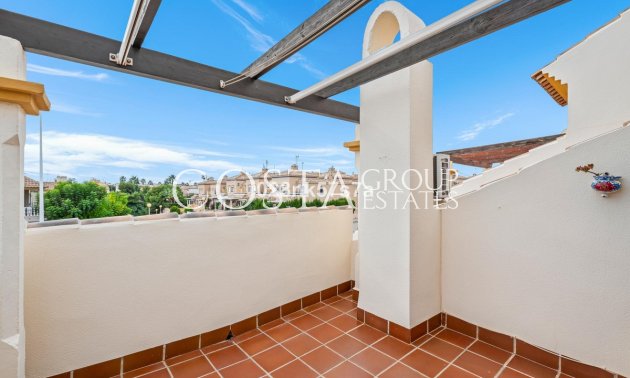 Herverkoop - Huis -
Orihuela Costa - La Zenia