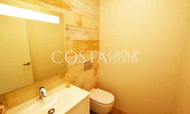 Herverkoop - Villa -
Orihuela Costa - Las Colinas Golf