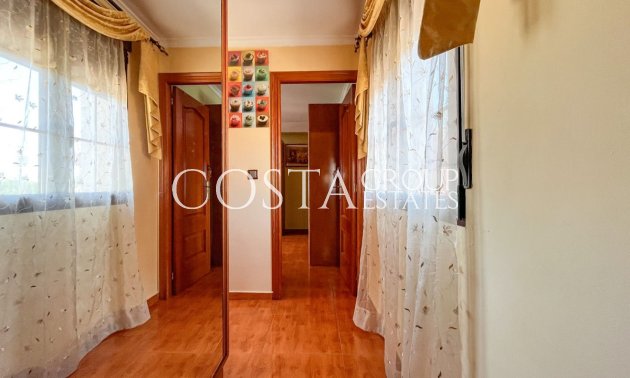 Herverkoop - Villa -
San Fulgencio - La Marina