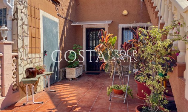 Herverkoop - Villa -
San Fulgencio - La Marina