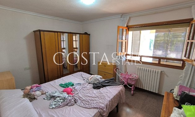 Resale - Villa -
Yecla - Yecla Centro