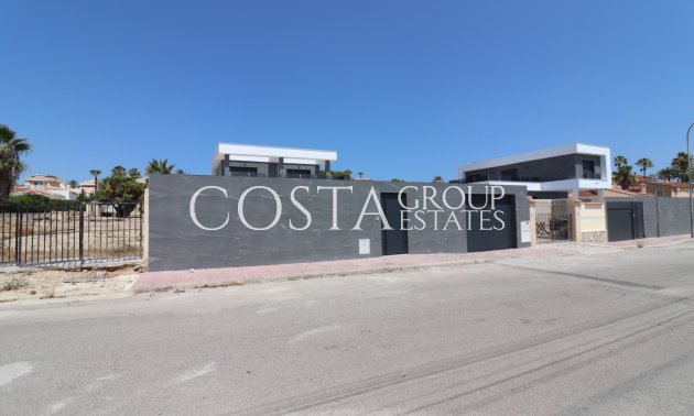 Herverkoop - Villa -
Ciudad Quesada - Ciudad Quesada - Town