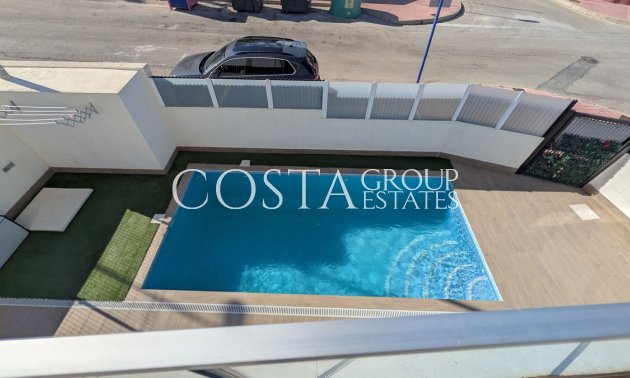 Herverkoop - Villa -
Orihuela Costa - Villamartin