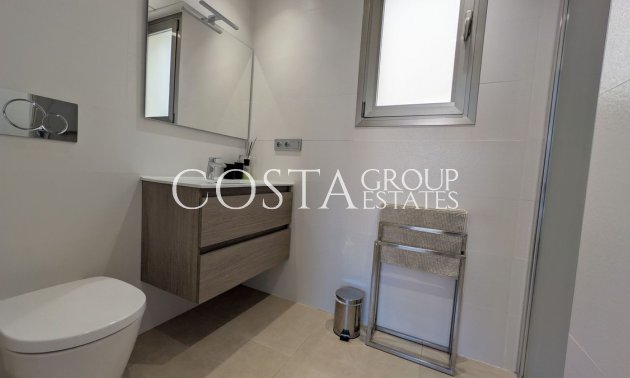 Herverkoop - Villa -
Orihuela Costa - Villamartin