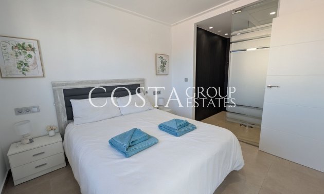 Herverkoop - Villa -
Orihuela Costa - Villamartin