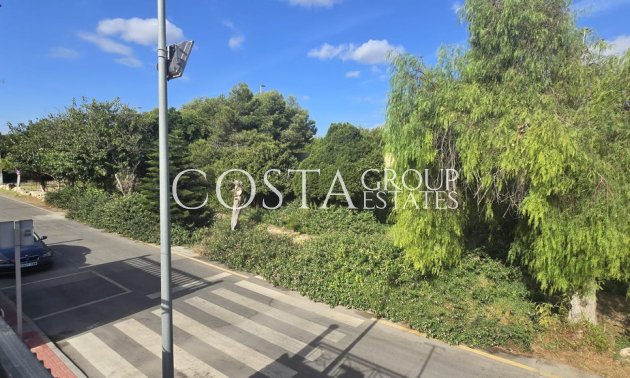 Revente - Villa -
Torrevieja