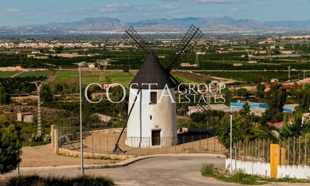 Neue Gebäude - Villa -
Rojales