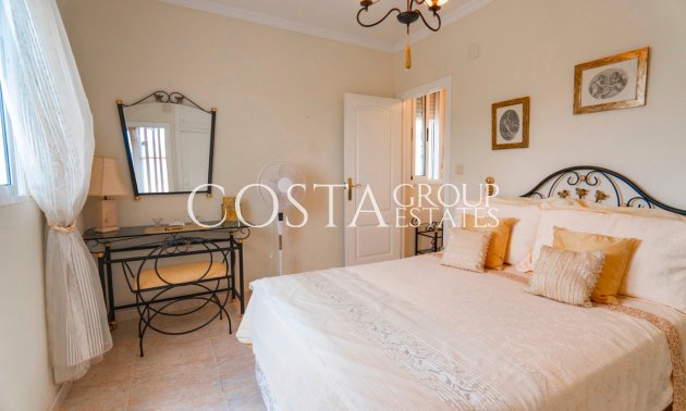 Herverkoop - Villa -
Rojales - Rojales Centro