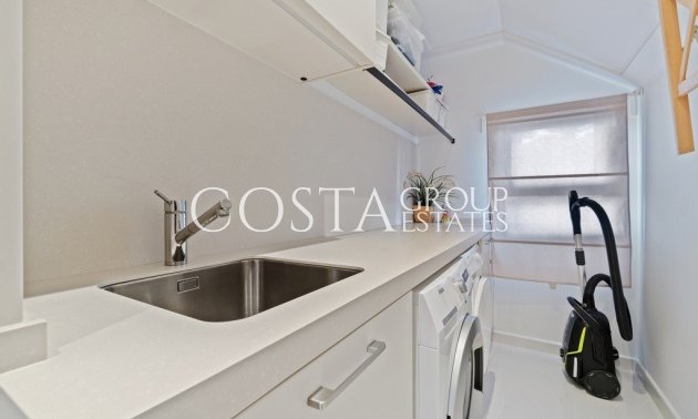 Herverkoop - Villa -
Orihuela Costa