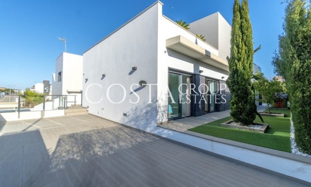 Herverkoop - Villa -
Orihuela Costa