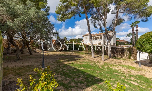 Odsprzedaż - Willa -
Orihuela Costa