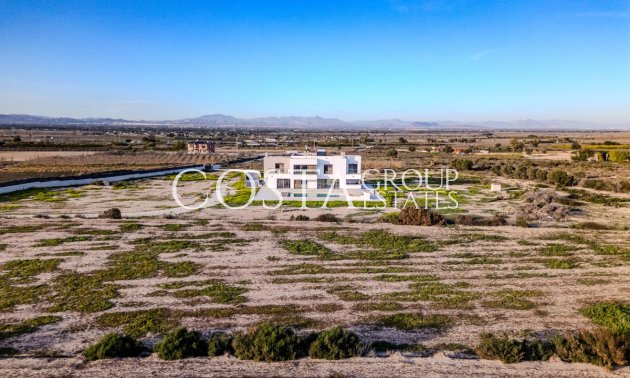 Herverkoop - Villa -
San Fulgencio - La Marina