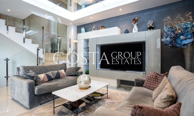 Odsprzedaż - Willa -
Orihuela Costa - Villamartin