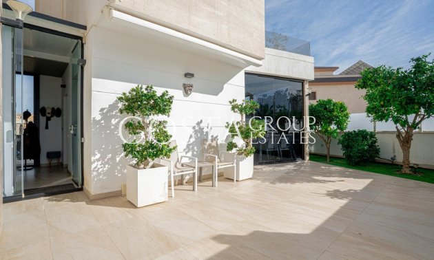 Odsprzedaż - Willa -
Orihuela Costa - Villamartin