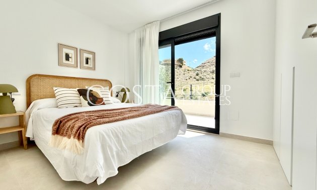 Neue Gebäude - Apartments -
Cox