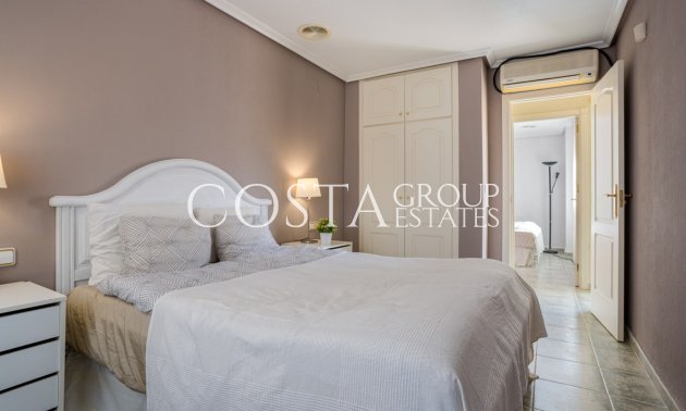 Herverkoop - Villa -
Guardamar del Segura - Guardamar del Segura Centro