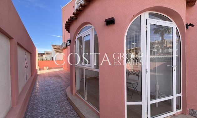 Herverkoop - Villa -
Orihuela Costa - Playa Flamenca
