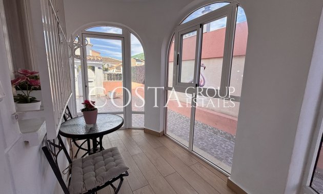 Herverkoop - Villa -
Orihuela Costa - Playa Flamenca