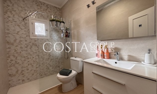 Herverkoop - Villa -
Orihuela Costa - Playa Flamenca