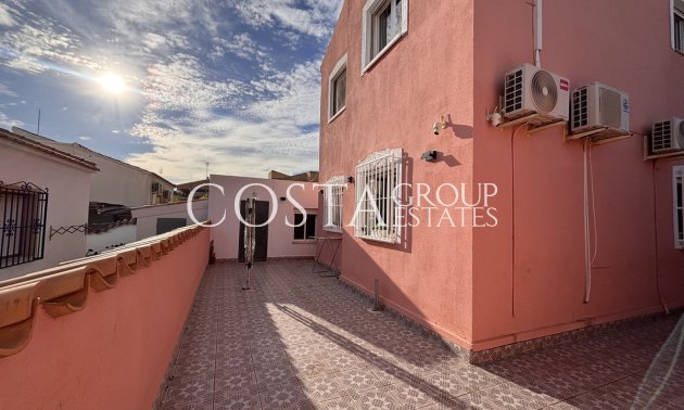 Herverkoop - Villa -
Orihuela Costa - Playa Flamenca