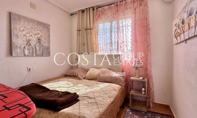 Herverkoop - Villa -
Orihuela Costa - Los Altos