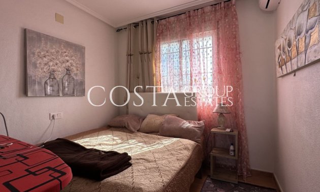 Herverkoop - Villa -
Orihuela Costa - Los Altos