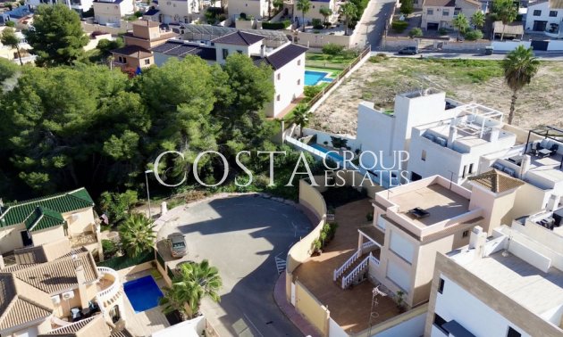 Revente - Villa -
Orihuela Costa - Villamartin