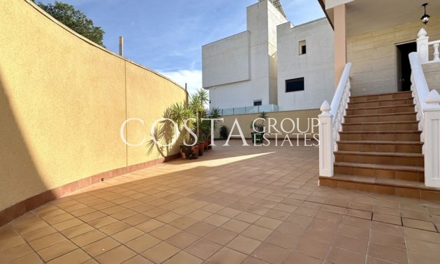 Revente - Villa -
Orihuela Costa - Villamartin