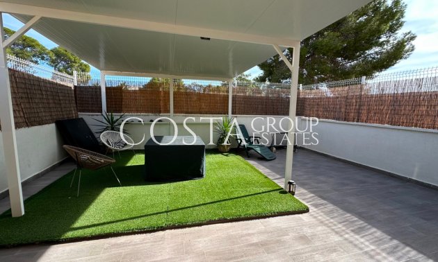 Revente - Maison -
Urbanización El Raso