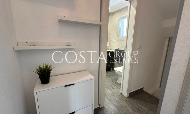 Revente - Maison -
Urbanización El Raso