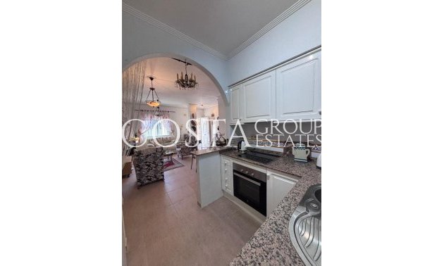 Wiederverkauf - House -
Orihuela Costa