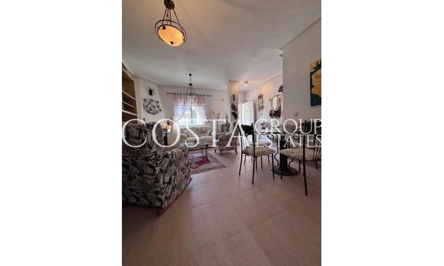 Wiederverkauf - House -
Orihuela Costa