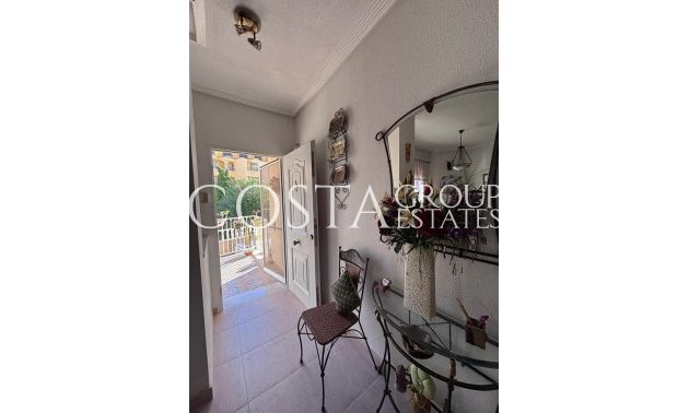 Wiederverkauf - House -
Orihuela Costa