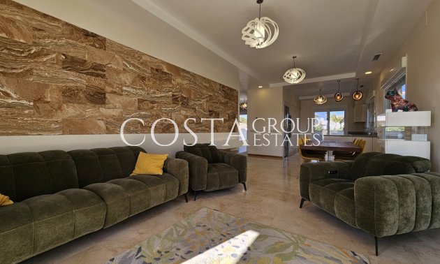 Herverkoop - Villa -
Orihuela Costa - La Zenia