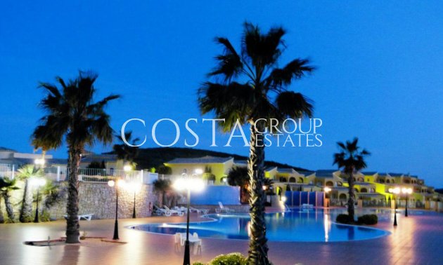 Herverkoop - Huis -
Benitachell - Benitachell Centro