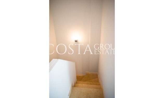 Odsprzedaż - Dom -
Orihuela Costa - Punta Prima