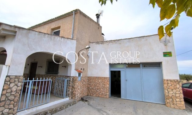 Herverkoop - Villa -
Yecla - Yecla Centro