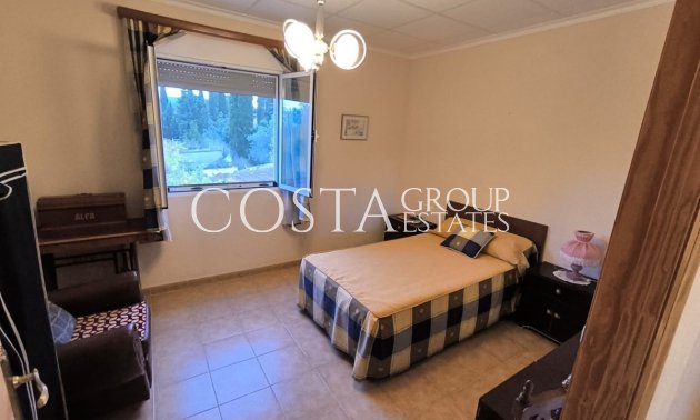 Herverkoop - Villa -
Yecla - Yecla Centro