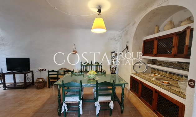 Herverkoop - Villa -
Abanilla - Abanilla Centro