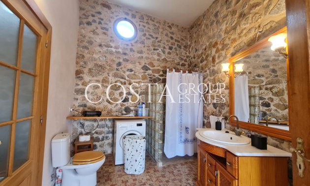 Herverkoop - Villa -
Abanilla - Abanilla Centro