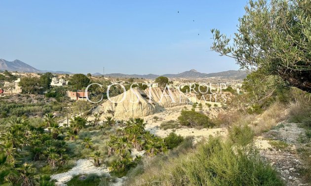 Herverkoop - Villa -
Abanilla - Abanilla Centro