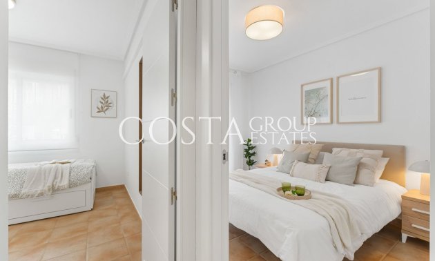 Resale - House -
Orihuela Costa - Villamartin